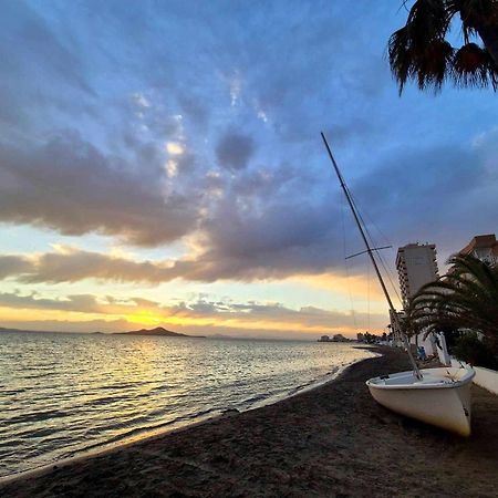 M&G Cozy Studio Apartment -Beachfront,Wifi,Aircon,Fullyequipped ラ・マンガ・デル・マール・メノール エクステリア 写真