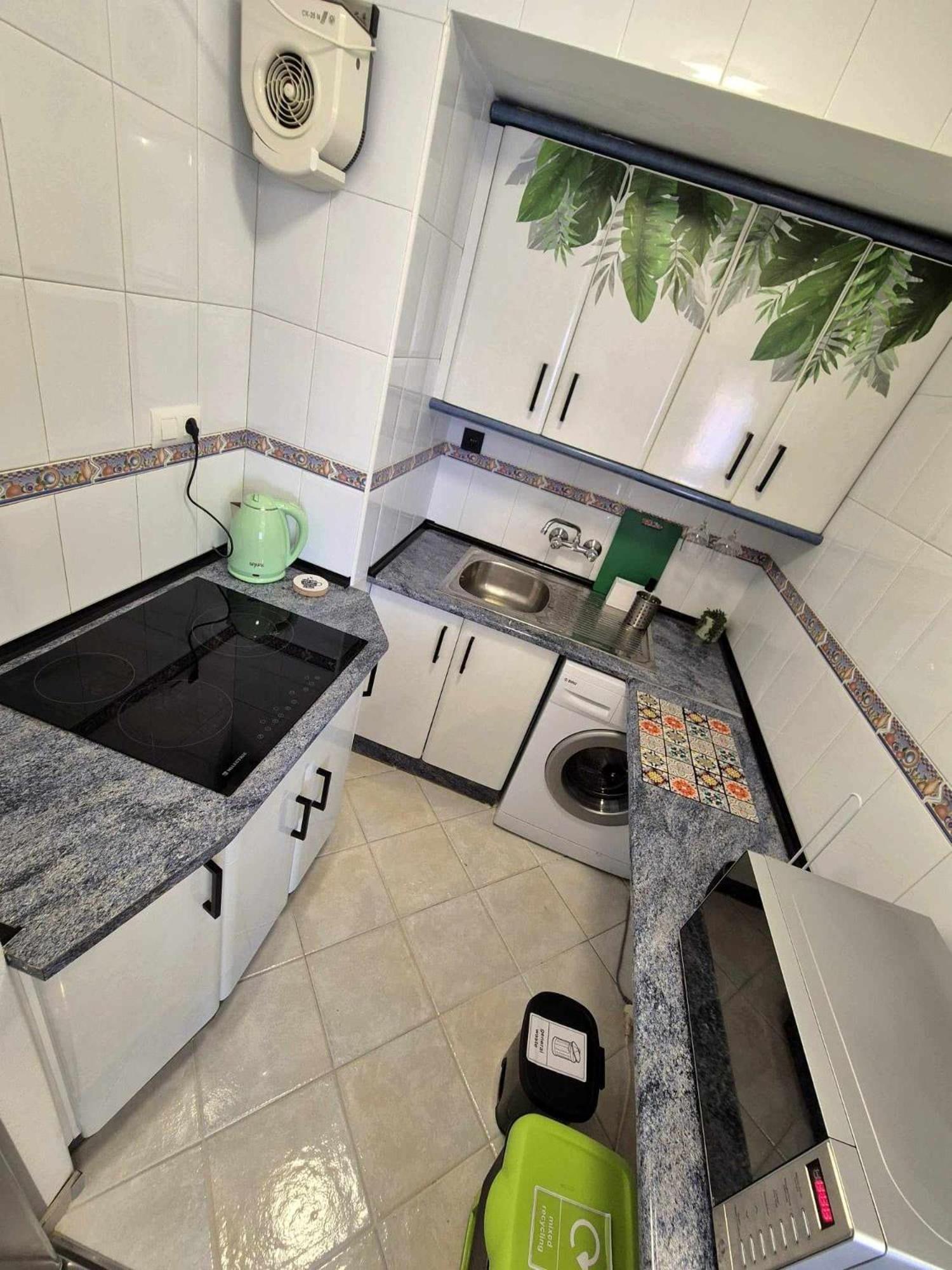 M&G Cozy Studio Apartment -Beachfront,Wifi,Aircon,Fullyequipped ラ・マンガ・デル・マール・メノール エクステリア 写真