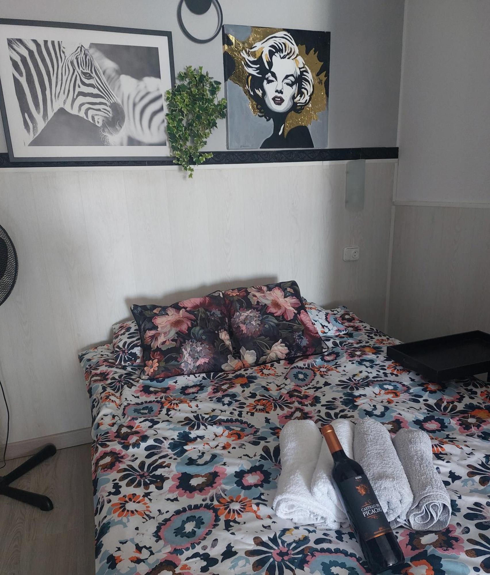 M&G Cozy Studio Apartment -Beachfront,Wifi,Aircon,Fullyequipped ラ・マンガ・デル・マール・メノール エクステリア 写真